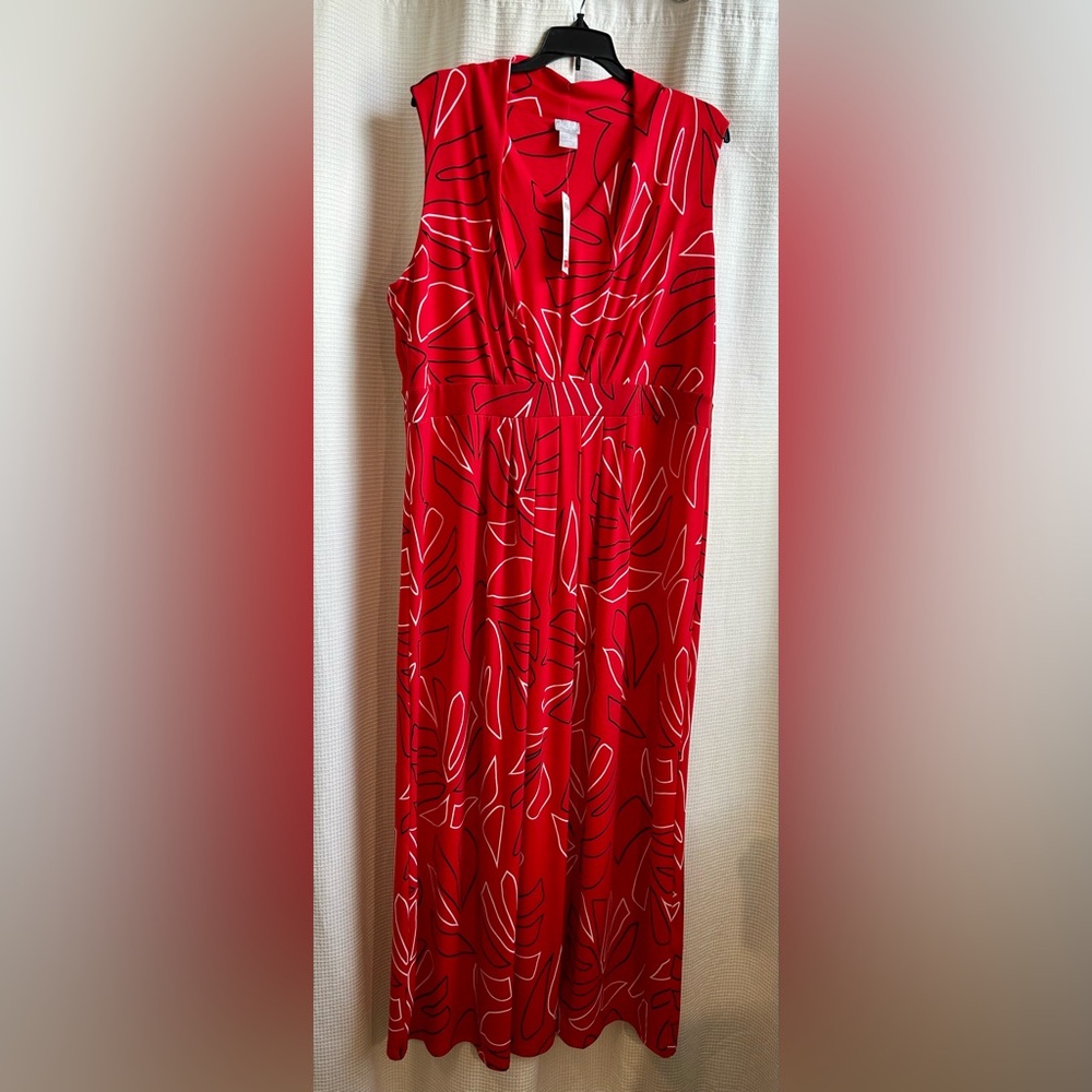 NWT Chico's Size 3 Vibrant Red Dress with Black and White Design